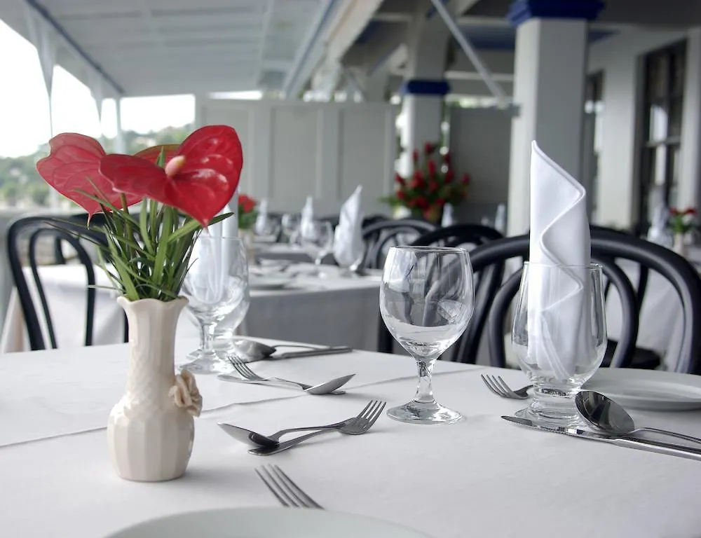 Evergreen Hotel Roseau Dominika