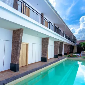 lega-legi-town-house.ubudhotelsnow.com/