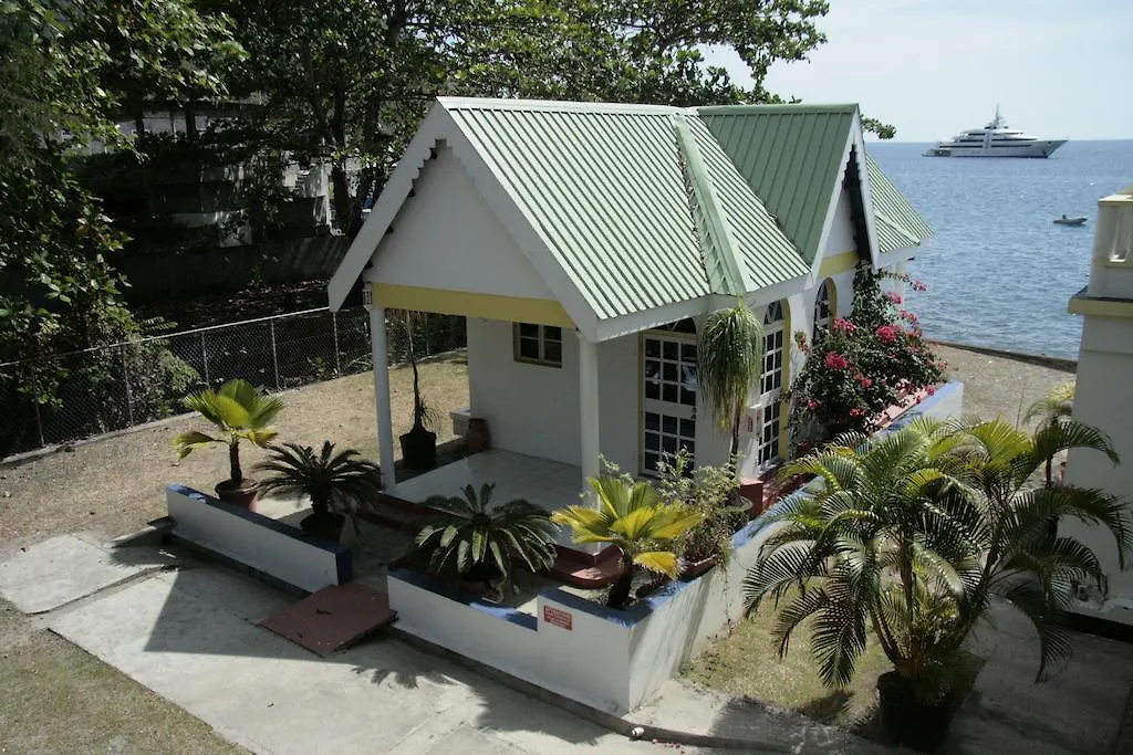 ****  Evergreen Hotel Roseau Dominique